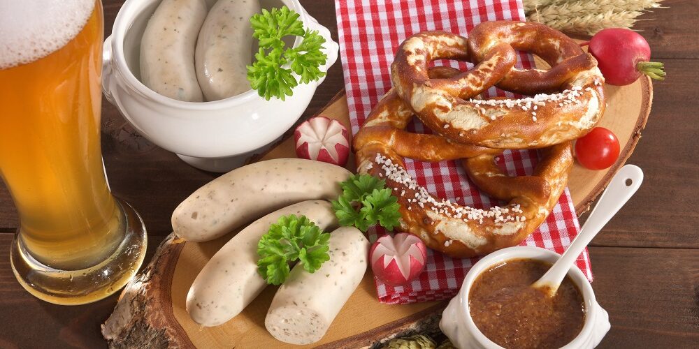 Weißwurst Weizen Frühstück Oktoberfest Wiesn