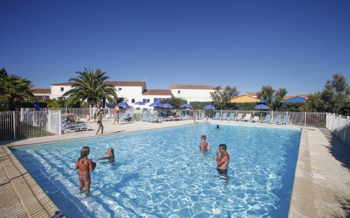 Außenpool der Résidence Odalys Le Village des Amareyeurs auf der Île d'Oléron.