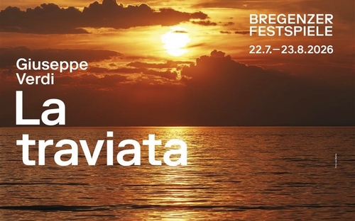 Sonnenuntergang am See mit La traviata Schriftzug für Bregenzer Festspiele 2026