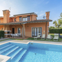 Doppelhaushälfte mit Pool und Garten in Isola Albarella.