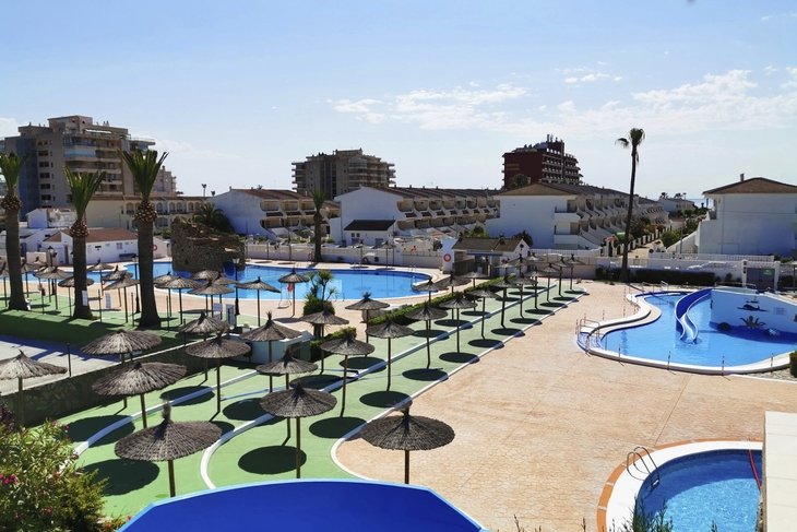 Acualandia Aparthotel and Spa